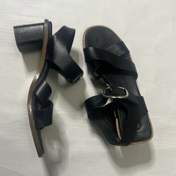 EVERLANE ITALIAN LEATHER BUCKLE SANDALS BLACK SIZE 7 - Picture 6 of 7